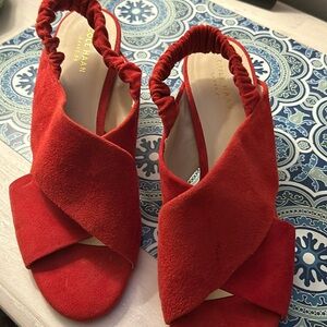 NWT Cole Haan women’s shoes 2.5 “ heel soft suede